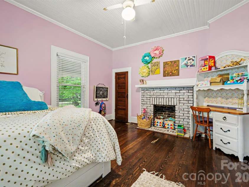 134 Mauney Farm Road, Cherryville, NC 28021.  MLS# CAR4408367, YatesRealty ID 44247. 
