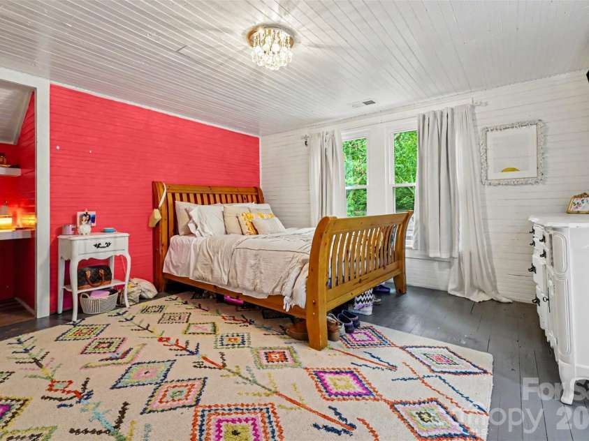 134 Mauney Farm Road, Cherryville, NC 28021.  MLS# CAR4408367, YatesRealty ID 44247. 