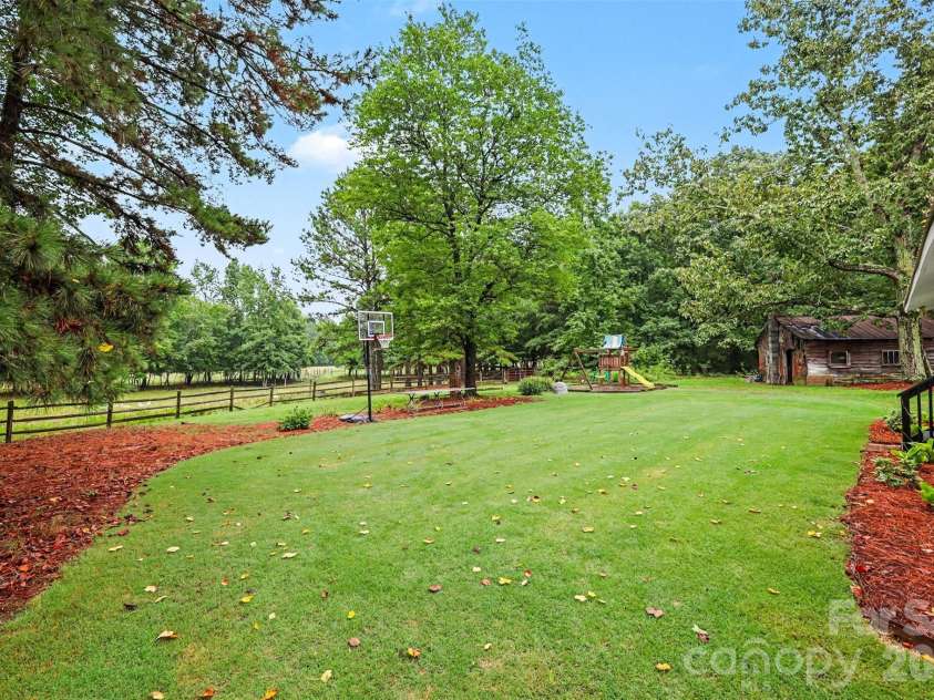 134 Mauney Farm Road, Cherryville, NC 28021.  MLS# CAR4408367, YatesRealty ID 44247. 