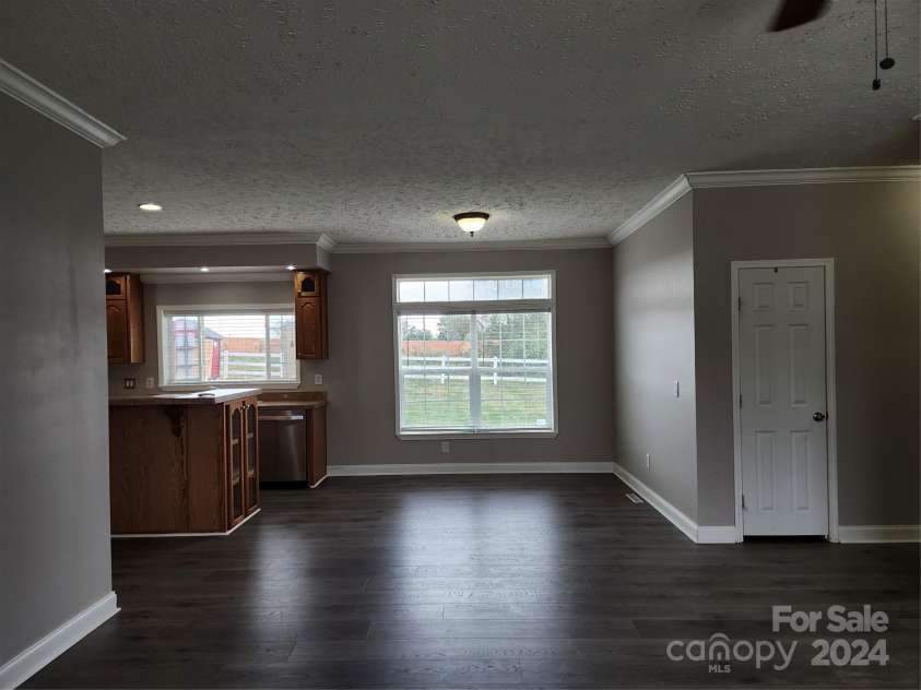 129 Burning Lane, Stony Point, NC 28678.  MLS# CAR4198643, YatesRealty ID 4425. 