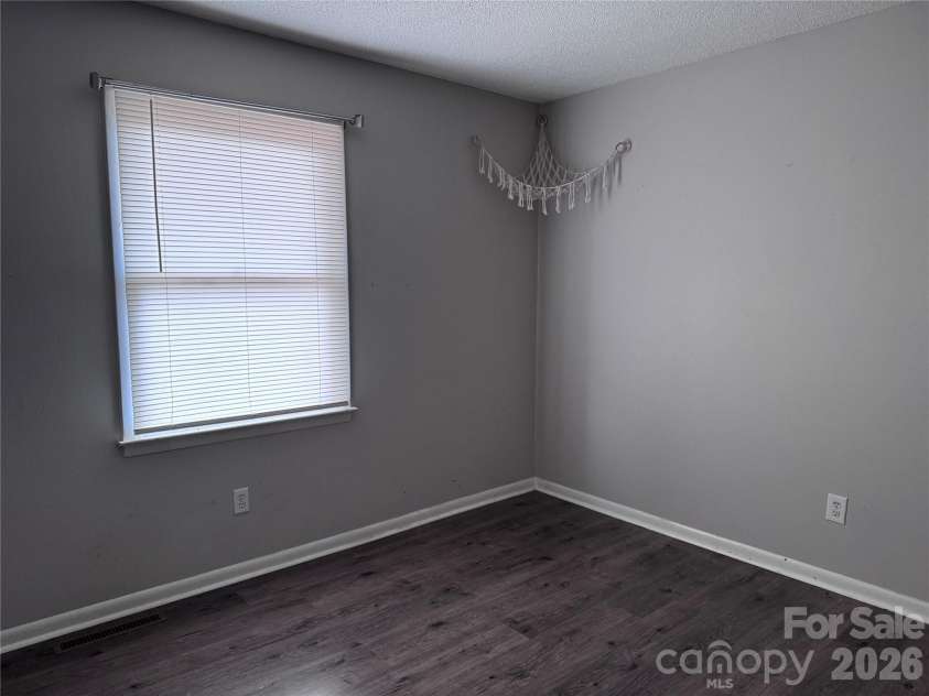 1511 Old Carriage Drive, Newton, NC 28658.  MLS# CAR4355697, YatesRealty ID 4425. 