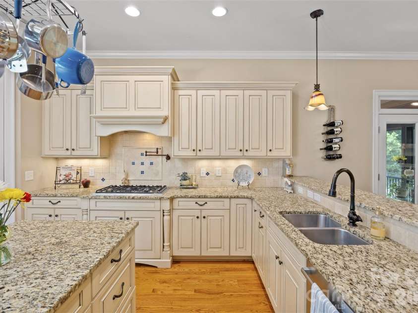 5301 Masons Ferry Road, Clover, SC 29710.  MLS# CAR4407219, YatesRealty ID 44253. 
