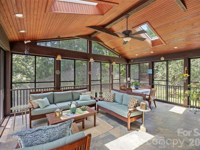 5301 Masons Ferry Road, Clover, SC 29710.  MLS# CAR4407219, YatesRealty ID 44253. 