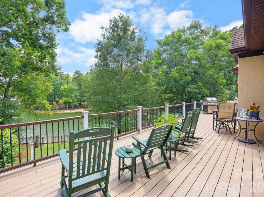 5301 Masons Ferry Road, Clover, SC 29710.  MLS# CAR4407219, YatesRealty ID 44253. 