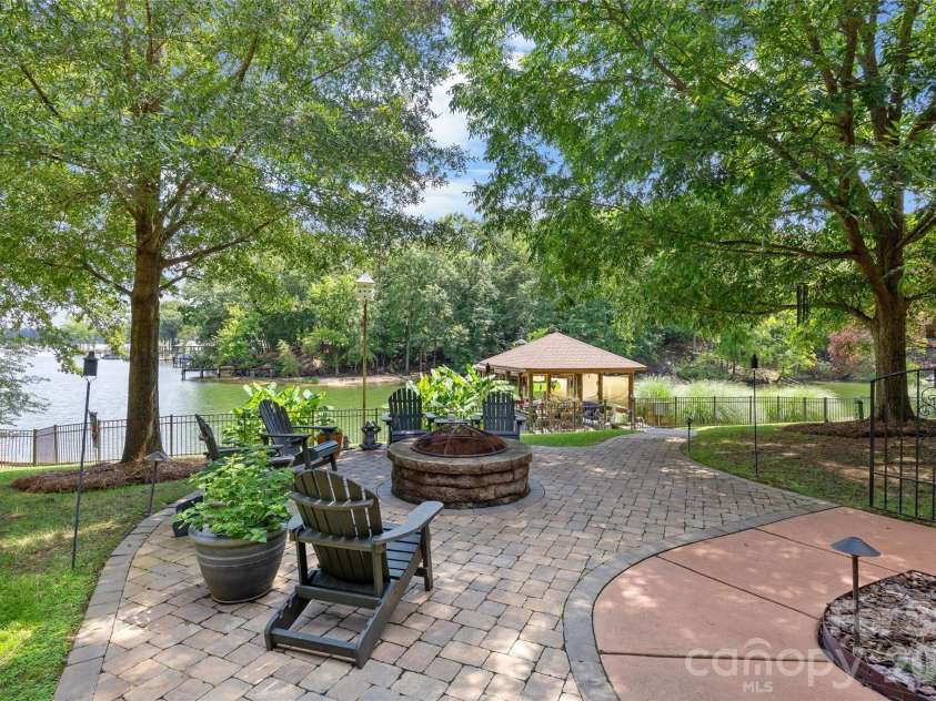 5301 Masons Ferry Road, Clover, SC 29710.  MLS# CAR4407219, YatesRealty ID 44253. 