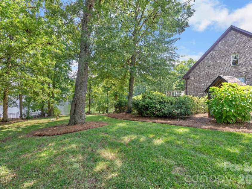 5301 Masons Ferry Road, Clover, SC 29710.  MLS# CAR4407219, YatesRealty ID 44253. 