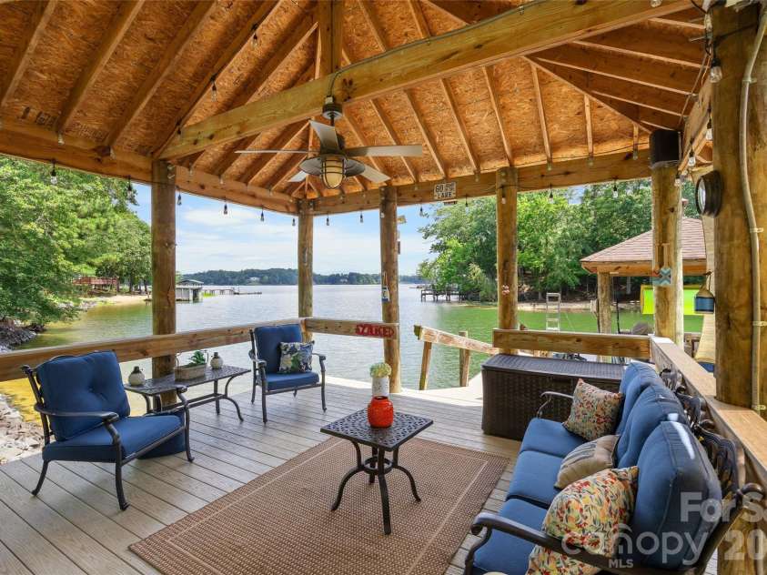 5301 Masons Ferry Road, Clover, SC 29710.  MLS# CAR4407219, YatesRealty ID 44253. 