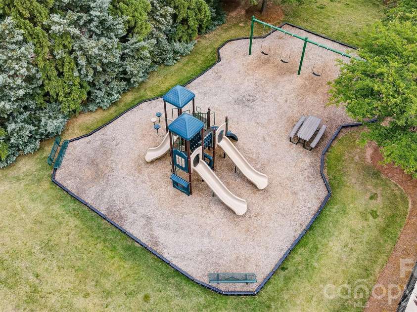 7717 Coalcliff Drive, Huntersville, NC 28078.  MLS# CAR4408239, YatesRealty ID 44254. Beckett Playground