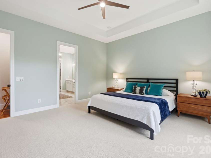 7717 Coalcliff Drive, Huntersville, NC 28078.  MLS# CAR4408239, YatesRealty ID 44254. Owner's Bedroom