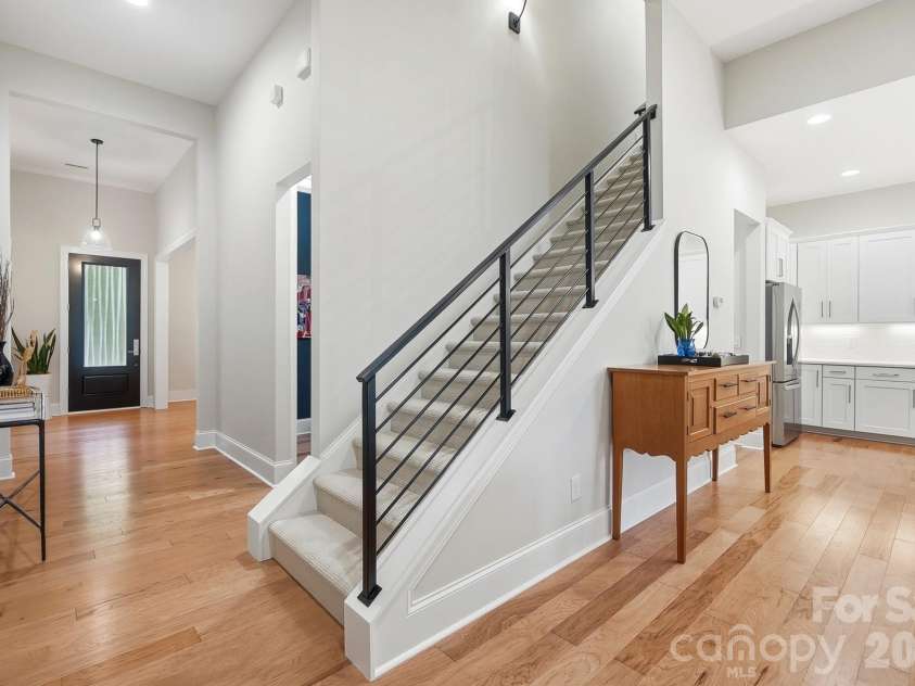 7717 Coalcliff Drive, Huntersville, NC 28078.  MLS# CAR4408239, YatesRealty ID 44254. Stairs