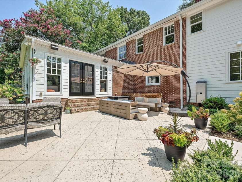 1642 Providence Road, Charlotte, NC 28207.  MLS# CAR4407918, YatesRealty ID 44256. Backyard patio