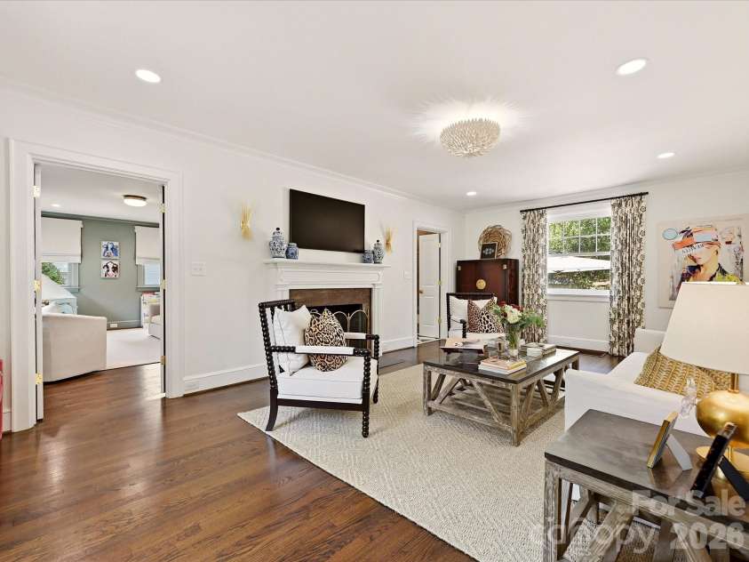 1642 Providence Road, Charlotte, NC 28207.  MLS# CAR4407918, YatesRealty ID 44256. Formal Living Room