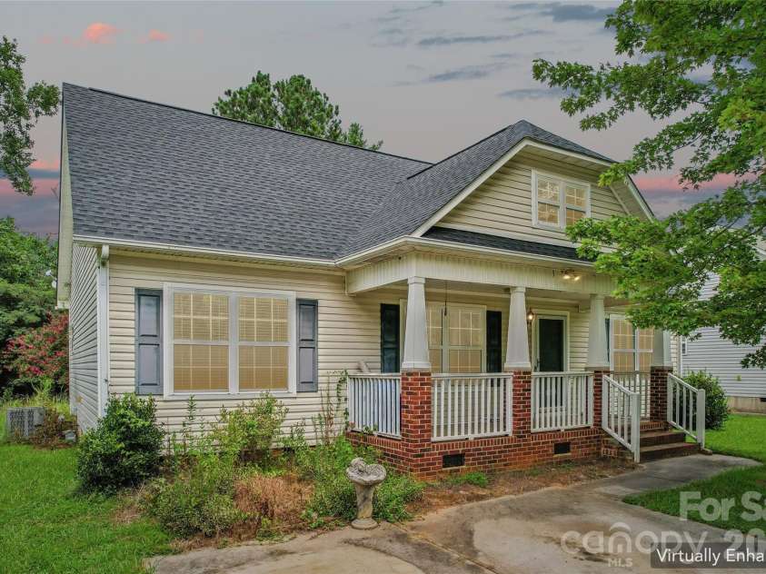 2030 Mallard Creek Drive, Rock Hill, SC 29732.  MLS# CAR4404799, YatesRealty ID 44258. 