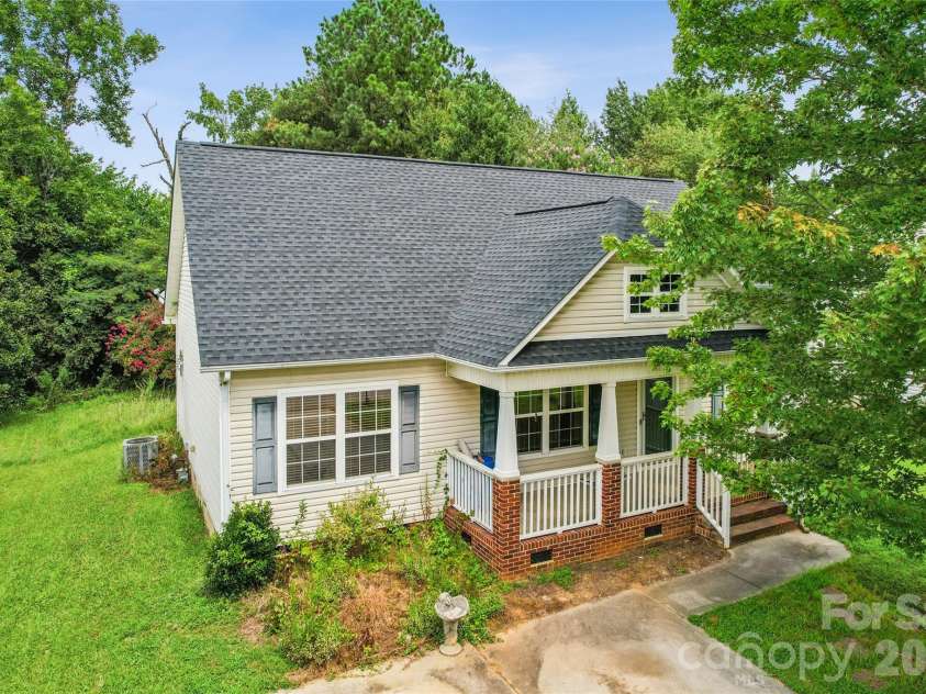 2030 Mallard Creek Drive, Rock Hill, SC 29732.  MLS# CAR4404799, YatesRealty ID 44258. 