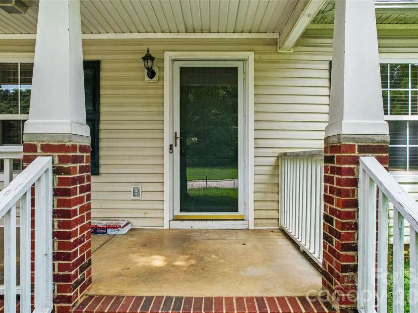 2030 Mallard Creek Drive, Rock Hill, SC 29732.  MLS# CAR4404799, YatesRealty ID 44258. 