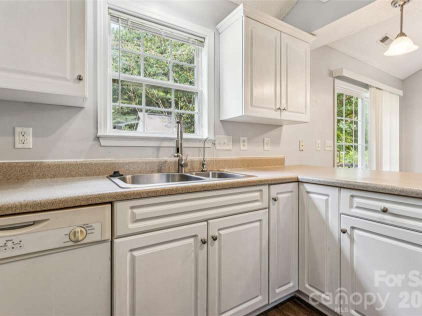 2030 Mallard Creek Drive, Rock Hill, SC 29732.  MLS# CAR4404799, YatesRealty ID 44258. 