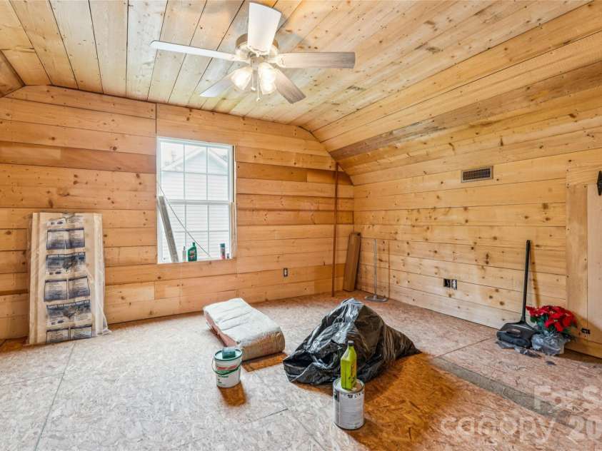 2030 Mallard Creek Drive, Rock Hill, SC 29732.  MLS# CAR4404799, YatesRealty ID 44258. Loft/flex space