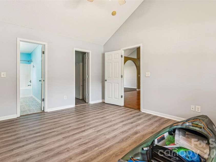 2030 Mallard Creek Drive, Rock Hill, SC 29732.  MLS# CAR4404799, YatesRealty ID 44258. Primary Bedroom
