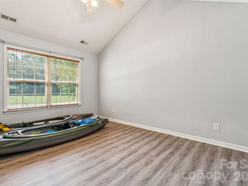 2030 Mallard Creek Drive, Rock Hill, SC 29732.  MLS# CAR4404799, YatesRealty ID 44258. Primary Bedroom