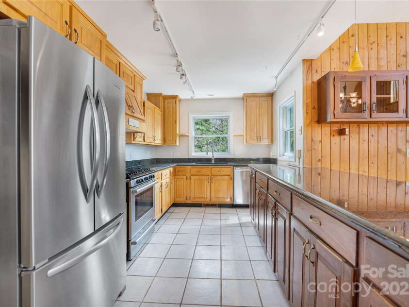 225 Seasons Drive, Clyde, NC 28721.  MLS# CAR4234231, YatesRealty ID 4426. 