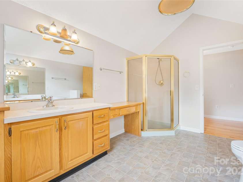 225 Seasons Drive, Clyde, NC 28721.  MLS# CAR4234231, YatesRealty ID 4426. 