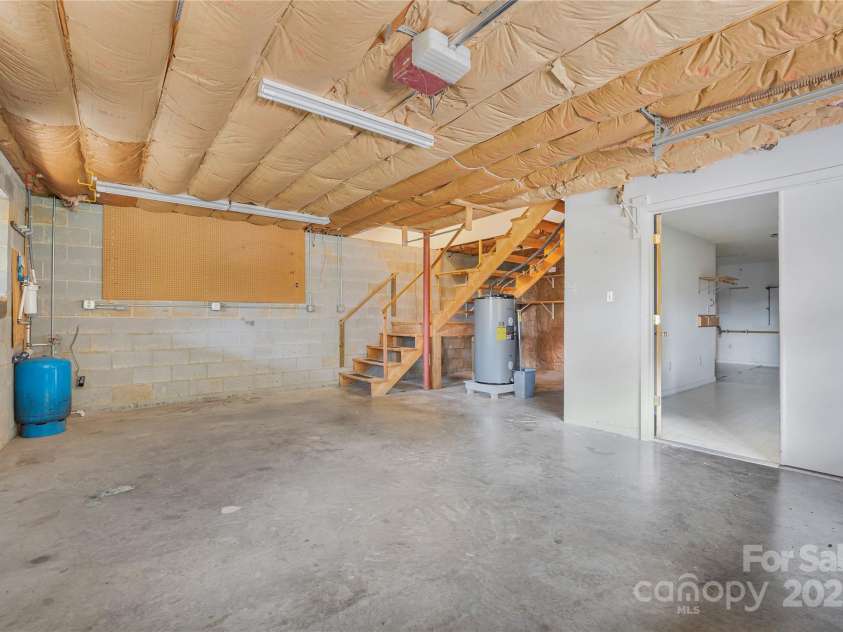 225 Seasons Drive, Clyde, NC 28721.  MLS# CAR4234231, YatesRealty ID 4426. One car garage