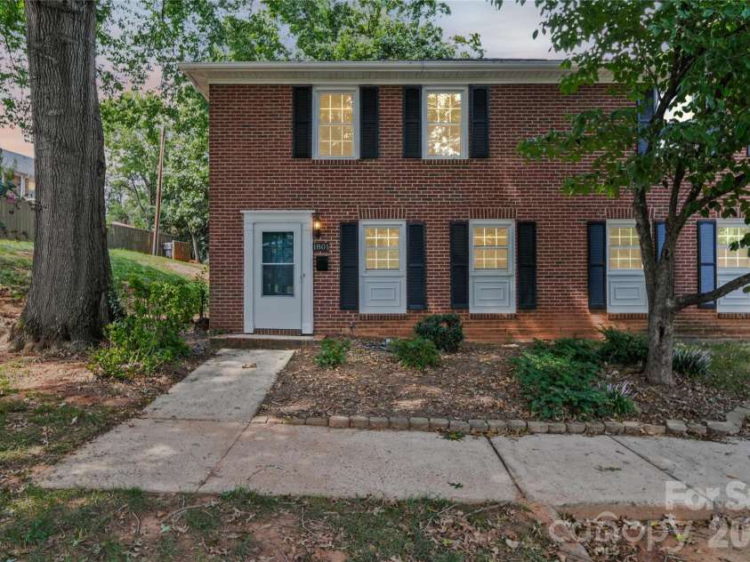 1801 Pewsbury Road, Charlotte, NC 28210.  MLS# CAR4404085, YatesRealty ID 44261. 