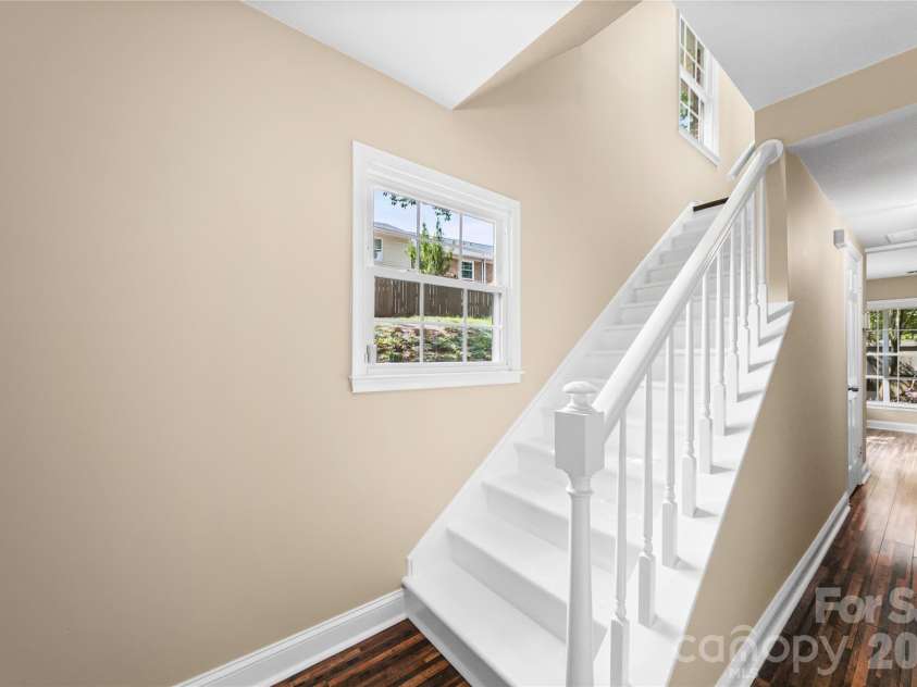 1801 Pewsbury Road, Charlotte, NC 28210.  MLS# CAR4404085, YatesRealty ID 44261. 