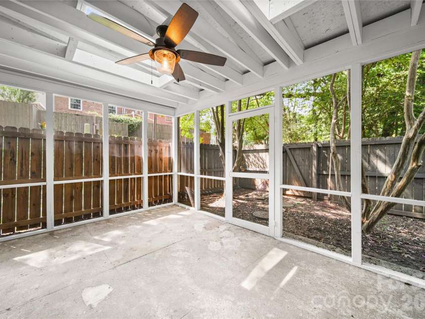1801 Pewsbury Road, Charlotte, NC 28210.  MLS# CAR4404085, YatesRealty ID 44261. 