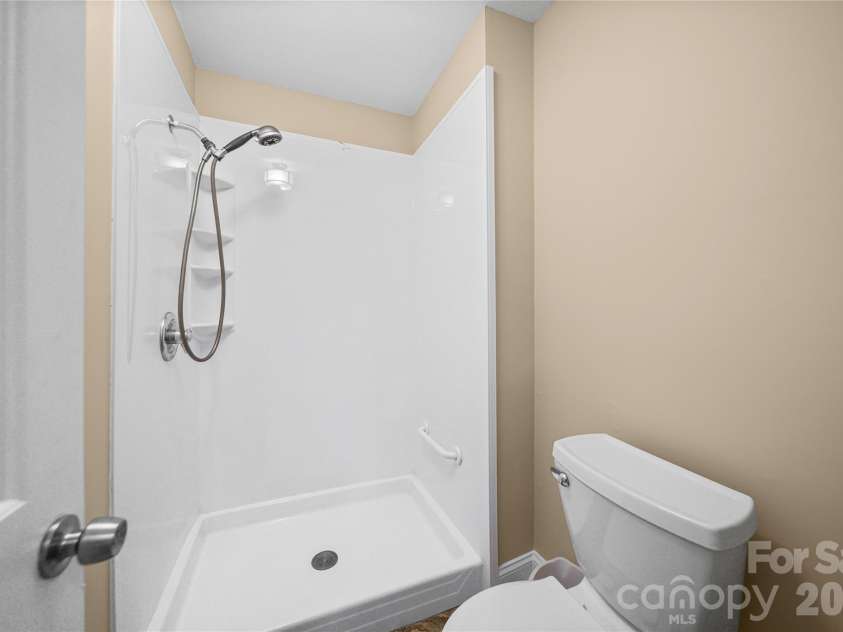 1801 Pewsbury Road, Charlotte, NC 28210.  MLS# CAR4404085, YatesRealty ID 44261. 