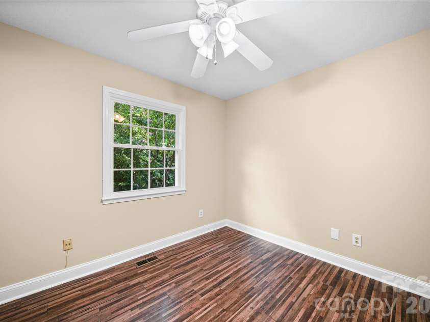 1801 Pewsbury Road, Charlotte, NC 28210.  MLS# CAR4404085, YatesRealty ID 44261. 