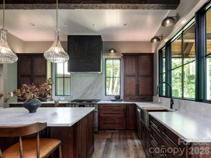 465 Mountain Brook Trail, Brevard, NC 28712.  MLS# CAR4401717, YatesRealty ID 44263. 