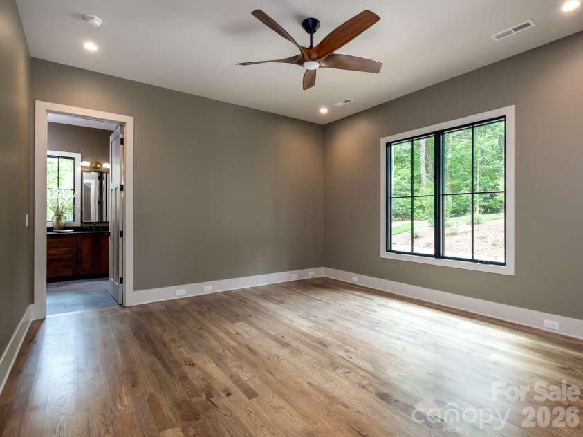 465 Mountain Brook Trail, Brevard, NC 28712.  MLS# CAR4401717, YatesRealty ID 44263. 