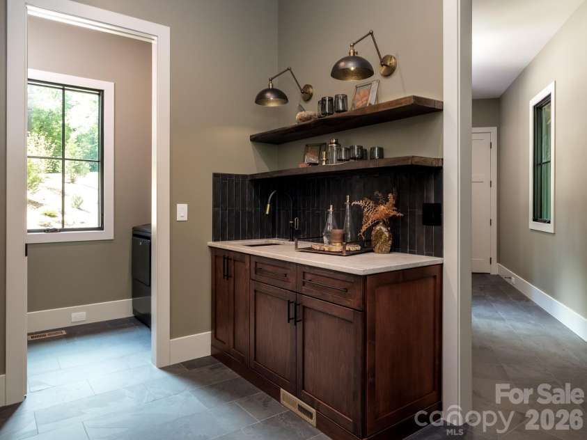 465 Mountain Brook Trail, Brevard, NC 28712.  MLS# CAR4401717, YatesRealty ID 44263. 