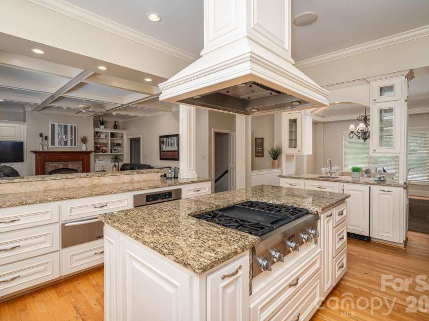 237 Conifer Way, Shelby, NC 28150.  MLS# CAR4401630, YatesRealty ID 44264. 
