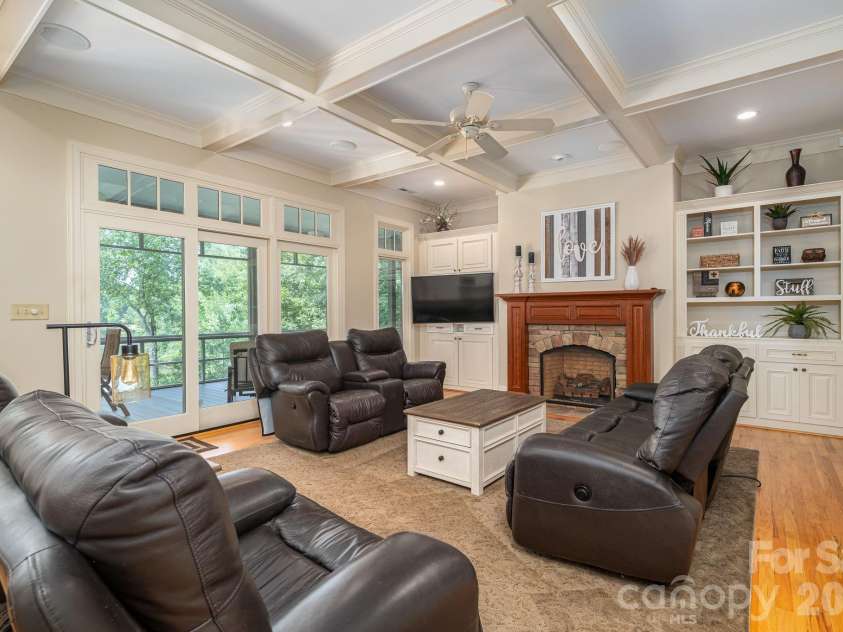 237 Conifer Way, Shelby, NC 28150.  MLS# CAR4401630, YatesRealty ID 44264. 
