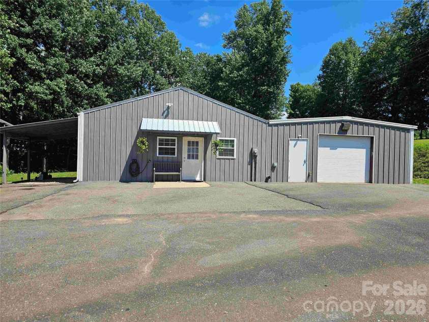 669 Old Lowgap Road, Mount Airy, NC 27030.  MLS# CAR4357343, YatesRealty ID 44266. 