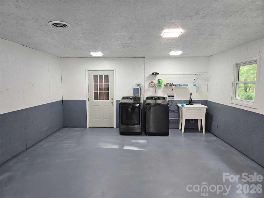669 Old Lowgap Road, Mount Airy, NC 27030.  MLS# CAR4357343, YatesRealty ID 44266. 