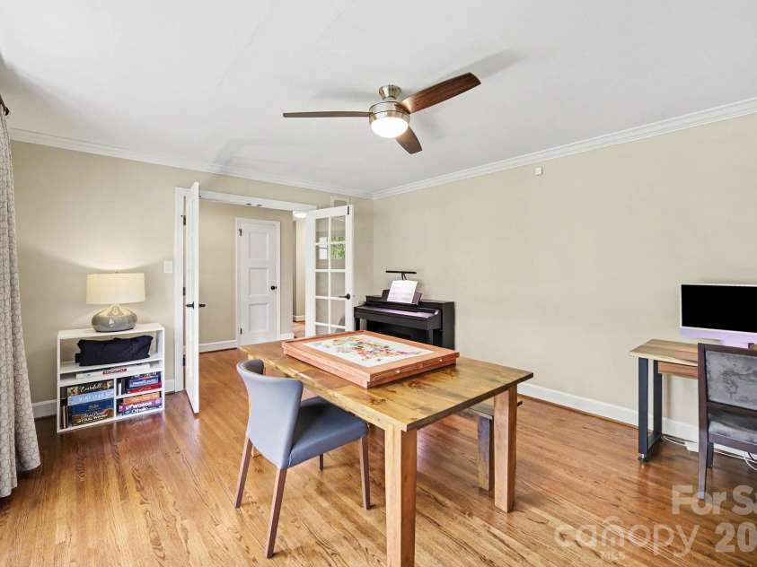 118 Lutomma Circle, Charlotte, NC 28270.  MLS# CAR4387328, YatesRealty ID 44267. 