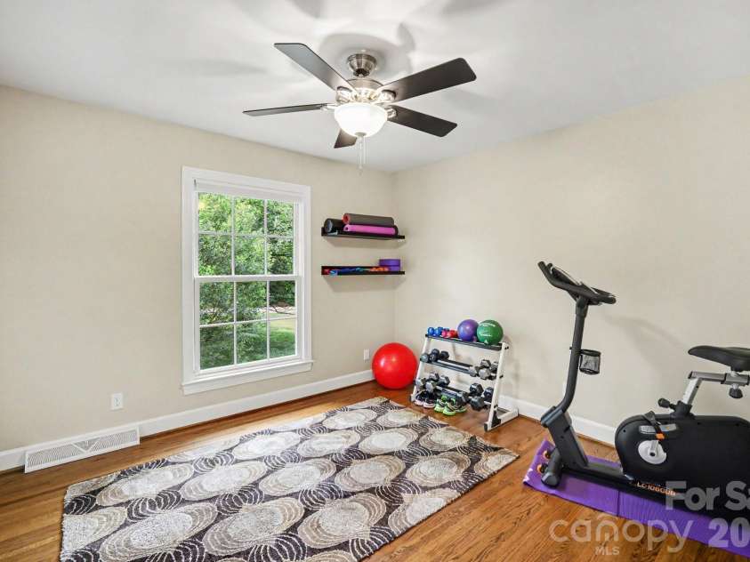 118 Lutomma Circle, Charlotte, NC 28270.  MLS# CAR4387328, YatesRealty ID 44267. Guest bedroom 2