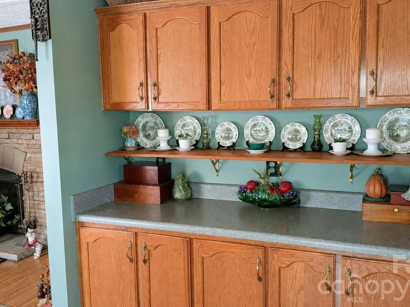 253 Royalwood Drive, Zirconia, NC 28790.  MLS# CAR4414672, YatesRealty ID 44269. 