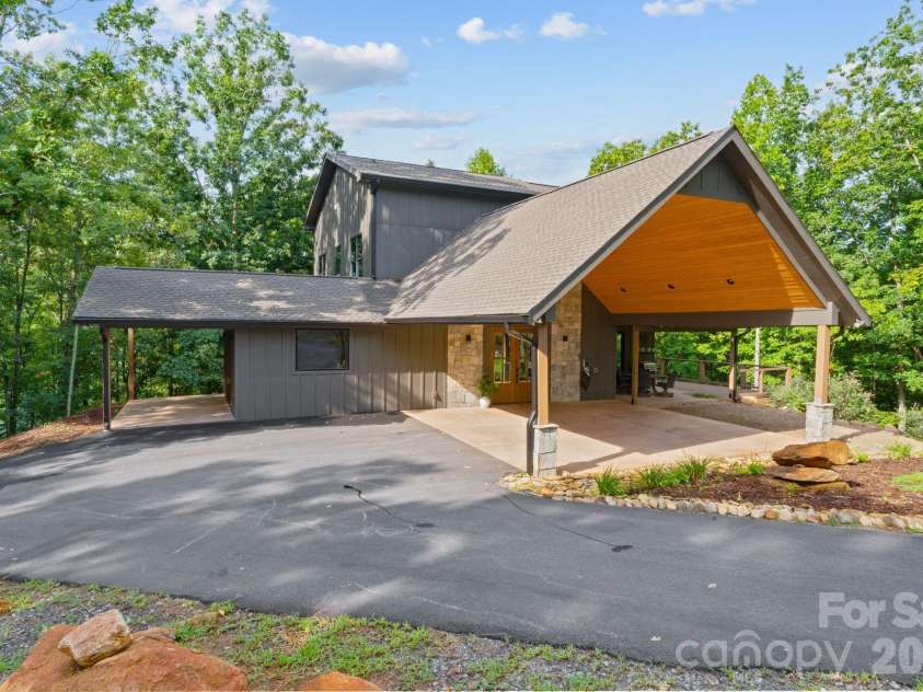 3135 Laurel Heights Drive, Morganton, NC 28655.  MLS# CAR4412108, YatesRealty ID 44270. 