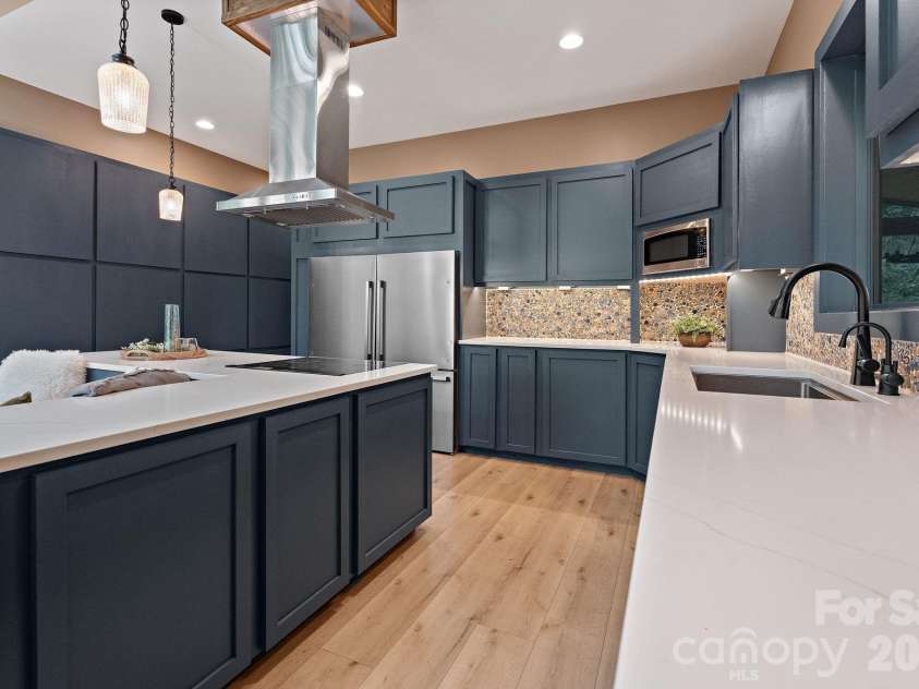3135 Laurel Heights Drive, Morganton, NC 28655.  MLS# CAR4412108, YatesRealty ID 44270. 
