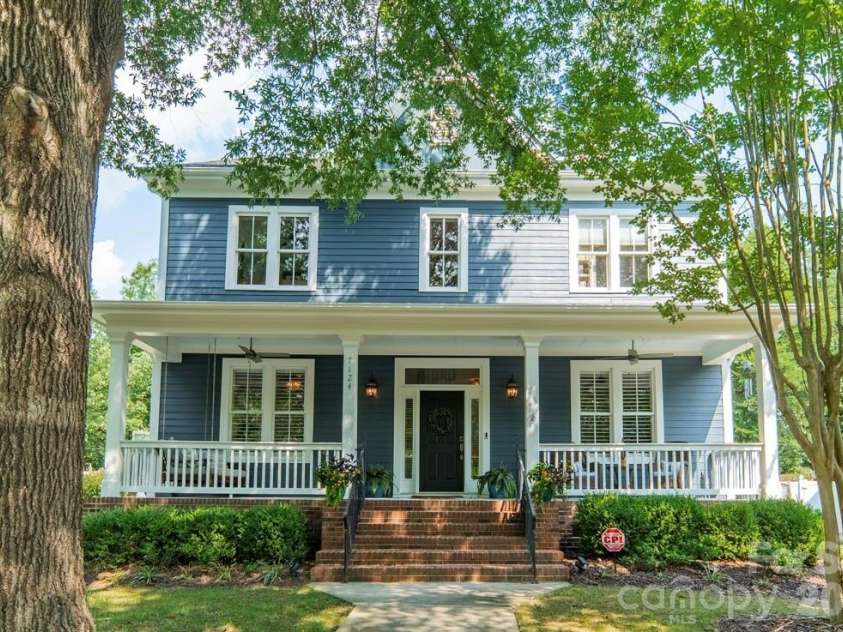 7124 Michael Scott Crossing, Fort Mill, SC 29708.  MLS# CAR4413230, YatesRealty ID 44271. 