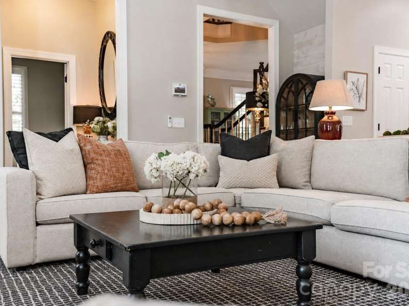 7124 Michael Scott Crossing, Fort Mill, SC 29708.  MLS# CAR4413230, YatesRealty ID 44271. 