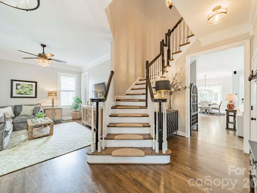 7124 Michael Scott Crossing, Fort Mill, SC 29708.  MLS# CAR4413230, YatesRealty ID 44271. 