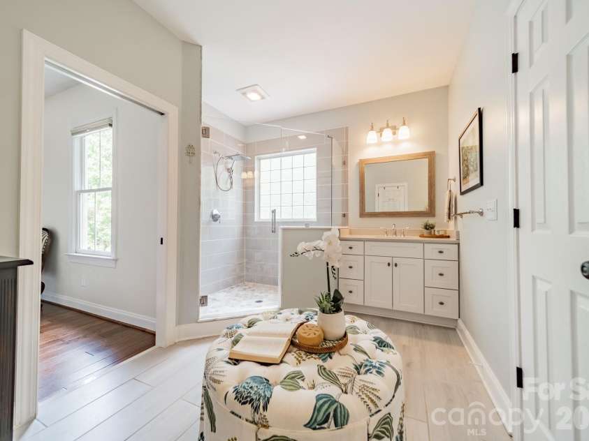 7124 Michael Scott Crossing, Fort Mill, SC 29708.  MLS# CAR4413230, YatesRealty ID 44271. 