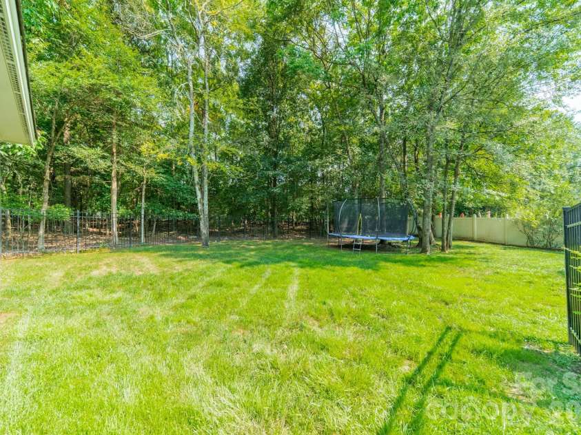 7124 Michael Scott Crossing, Fort Mill, SC 29708.  MLS# CAR4413230, YatesRealty ID 44271. 