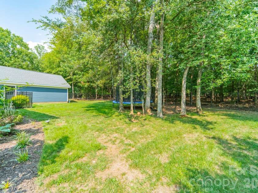 7124 Michael Scott Crossing, Fort Mill, SC 29708.  MLS# CAR4413230, YatesRealty ID 44271. 
