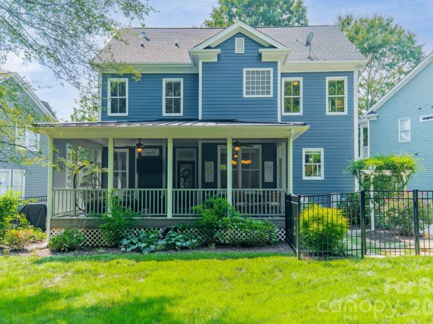 7124 Michael Scott Crossing, Fort Mill, SC 29708.  MLS# CAR4413230, YatesRealty ID 44271. 